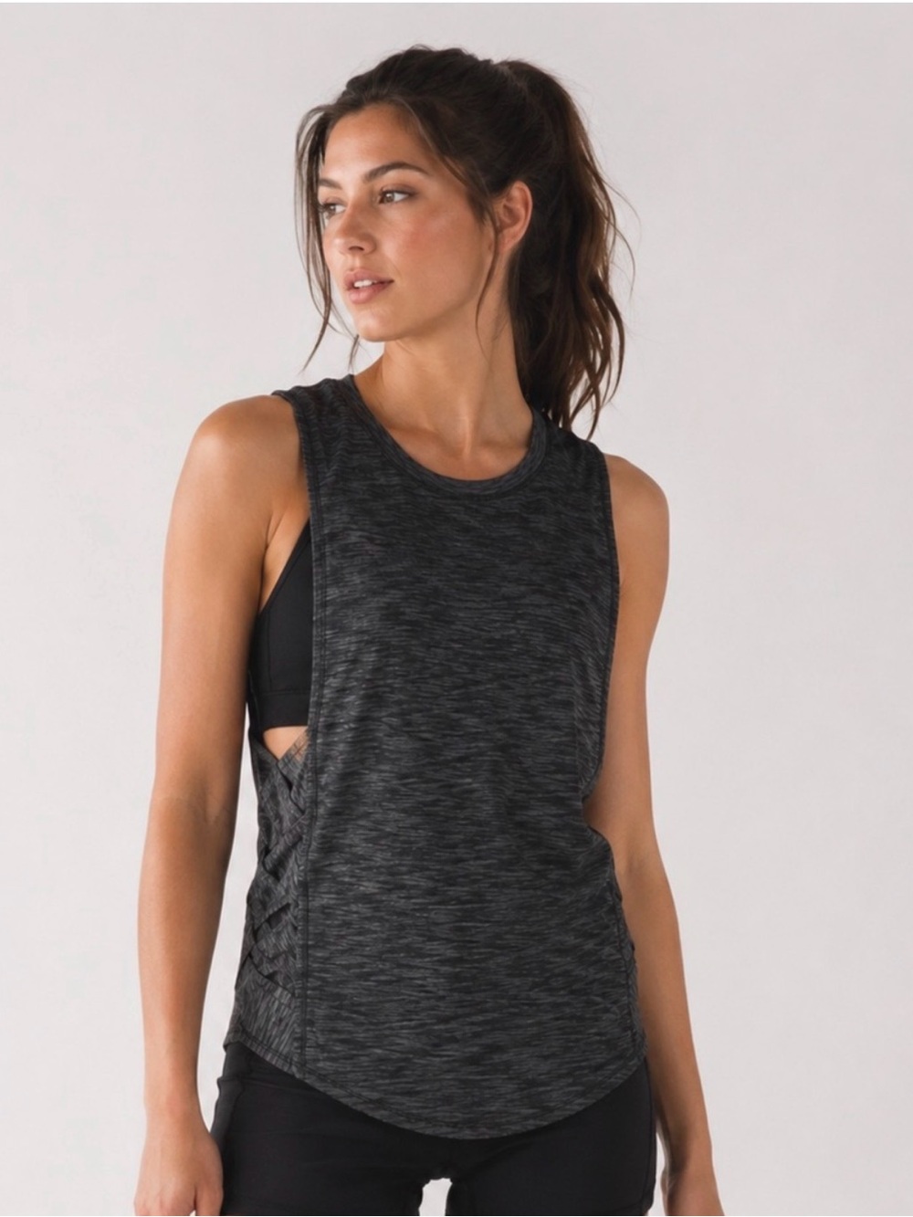 lululemon Var-City Muscle Tank Heathered Black Size 4